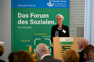 Impulsvortrag von Jutta Henke, Geschäftsführerin der Gesellschaft für innovative Sozialforschung und Sozialplanung e.V. zum Thema "Wohnungslosigkeit in Deutschland"