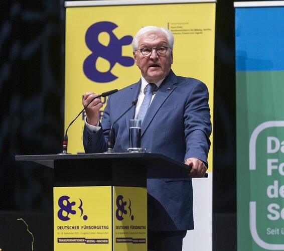 Bundespräsident Frank-Walter Steinmeier während seiner Rede beim 83. Deutschen Fürsorgetag! – 
