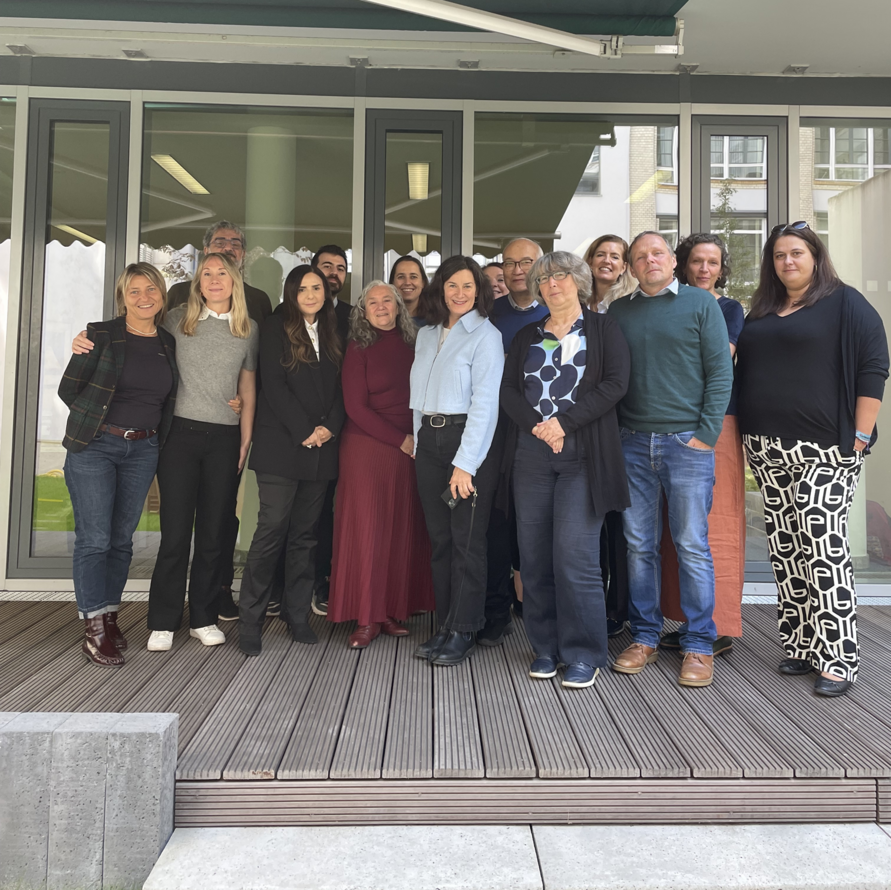 Die Direktorinnen und Direktoren der Mitgliedsorganisationen des Netzwerkes International Social Service (ISS) in der Geschäftsstelle des Deutschen Vereins – 
