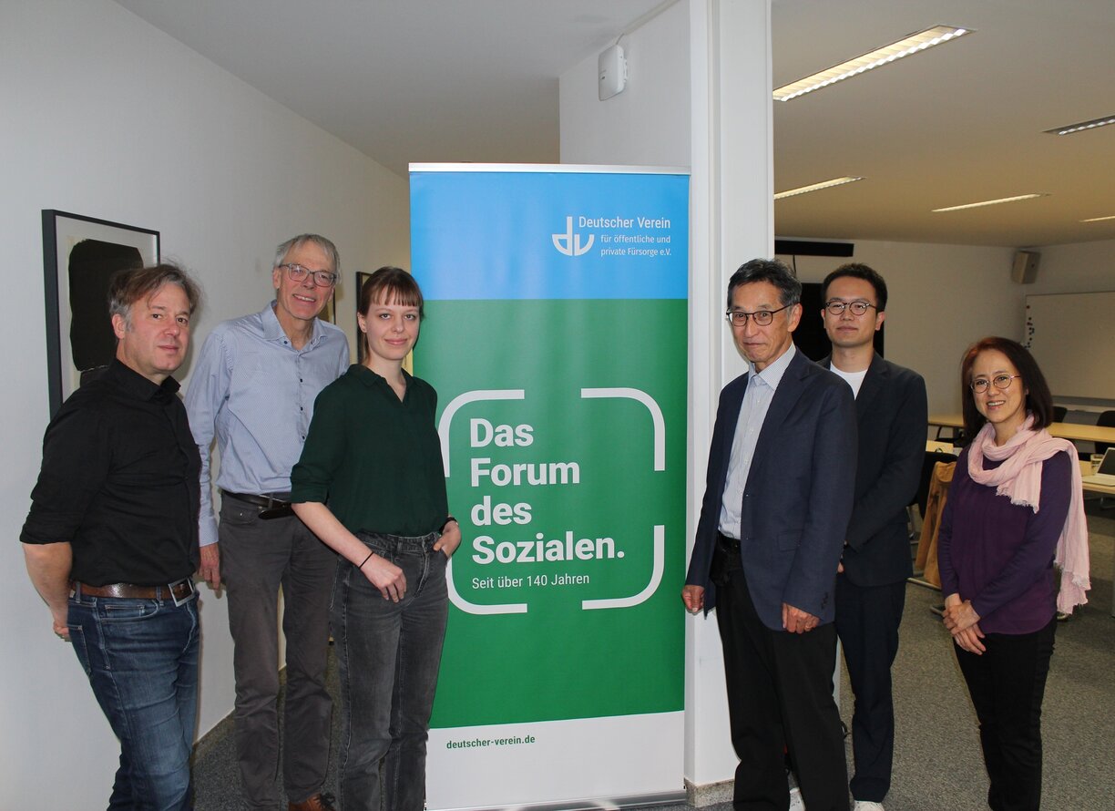 Gruppenfoto der Teilnehmenden am Fachgespräch