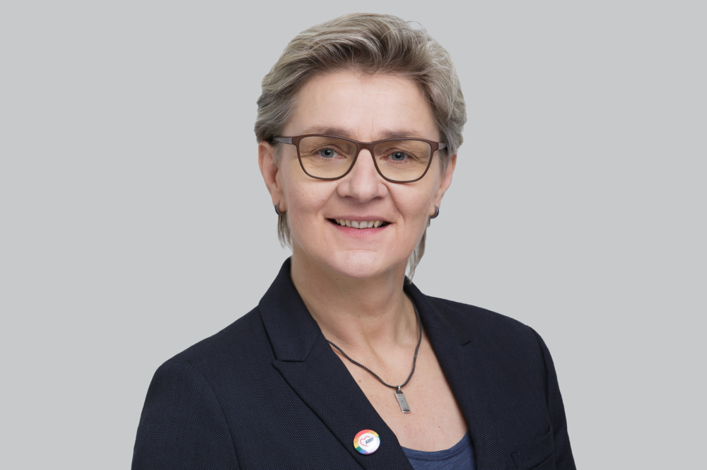Porträtfoto von Vorständin, des AWO Bundesverband e. V. – 