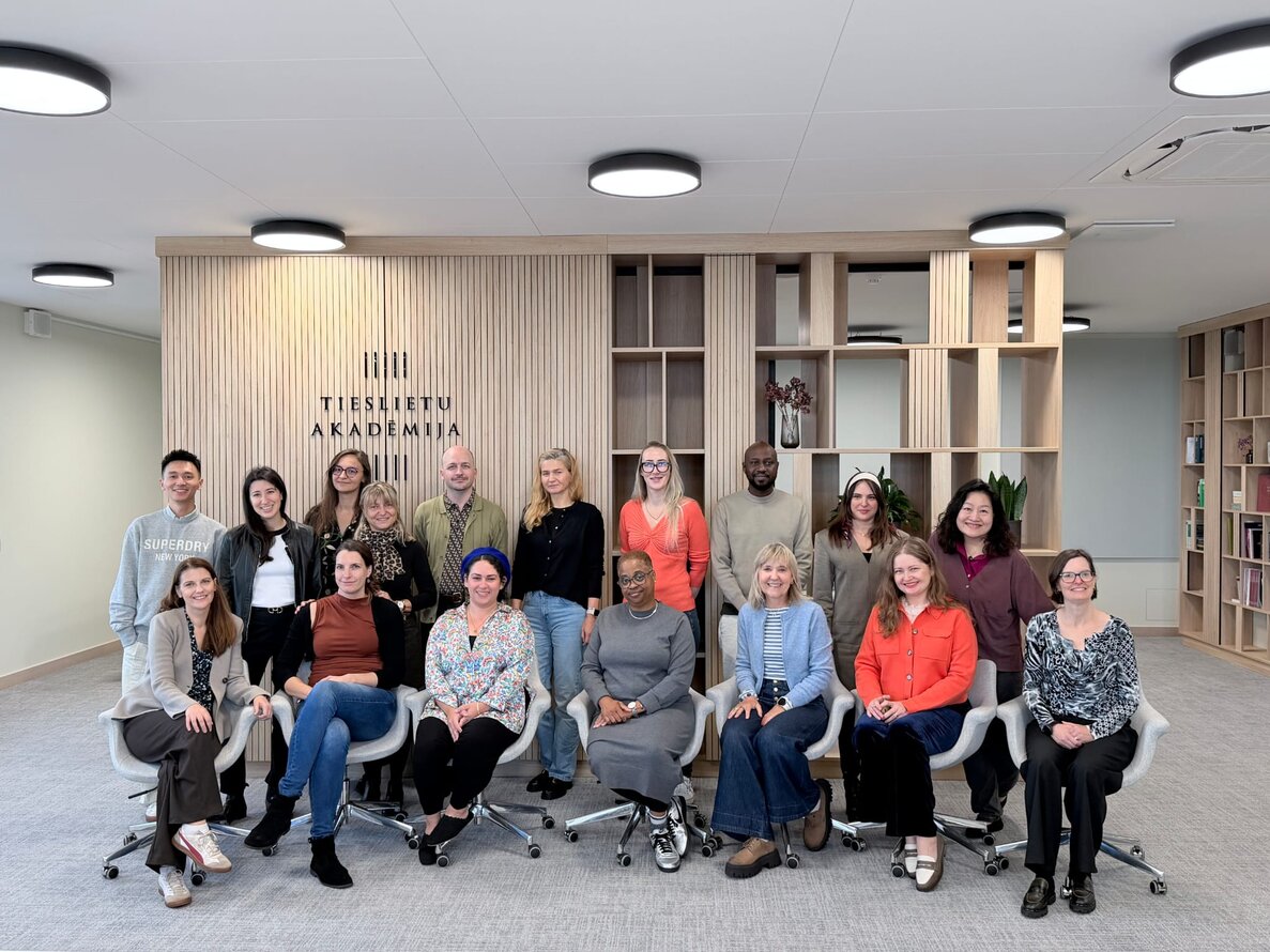 Gruppenfoto der Teilnehmenden